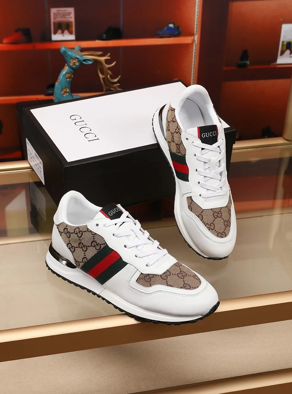 Factory price: 400💰"GUCCI"⚠️⚠️Top purchasing agent🔍🔍Sold simultaneously at men's HK counters. Sole: The original sole is specially provided by the original factory. The exclusive movable molded sole is super comfortable. The original factory follows the order. 🔍🔍High quality. 💪Details determine the quality. We only make shoes with our heart. You can enter and leave the counter at will. You are welcome to compare. Two colors are available. Size: 38-44, customized 45